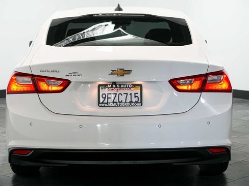 Used 2023 Chevrolet Malibu LS w/ Driver Confidence Package FWD image 5