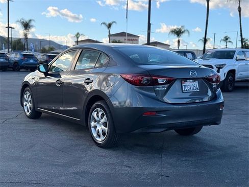 Used 2016 MAZDA MAZDA3 i Sport image 8