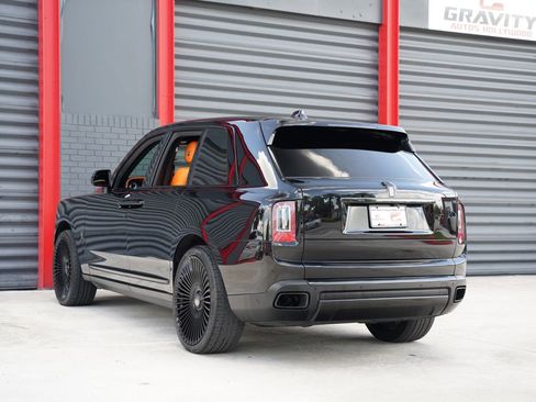 Used 2023 Rolls-Royce Cullinan Black Badge w/ Driver's Package AWD/4WD image 14