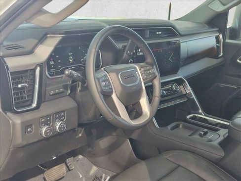 Used 2025 GMC Sierra 2500 Denali w/ Denali Reserve Package image 10