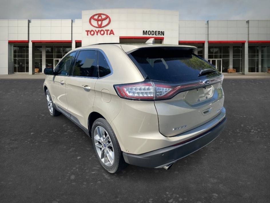 Used 2018 Ford Edge Titanium w/ Equipment Group 302A AWD/4WD image 13