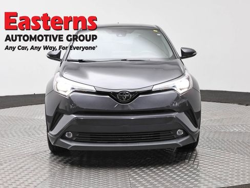 Used 2019 Toyota C-HR Limited FWD image 2