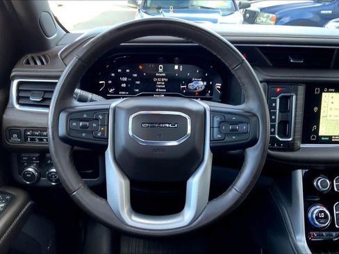 Certified 2023 GMC Yukon Denali image 5