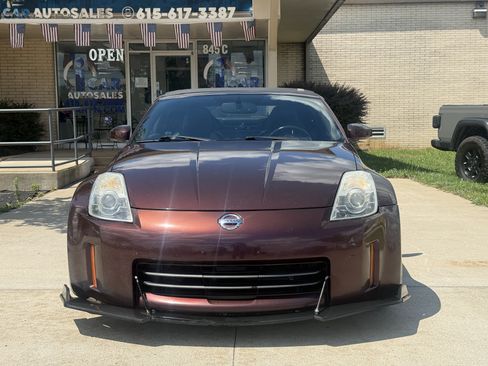 Used 2006 Nissan 350Z Touring RWD image 2