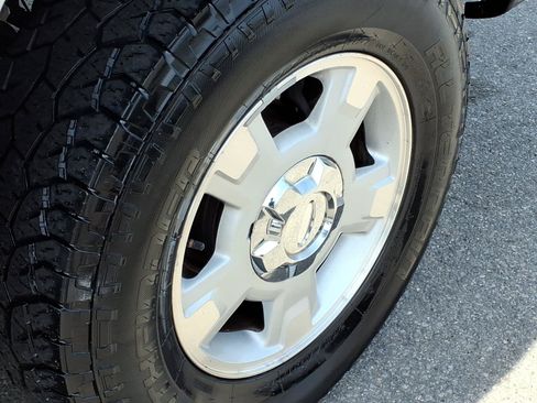 Used 2013 Ford F150 XLT AWD/4WD image 13