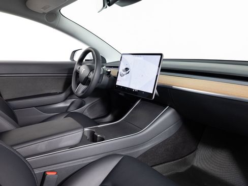 Used 2020 Tesla Model 3 Long Range AWD/4WD image 25