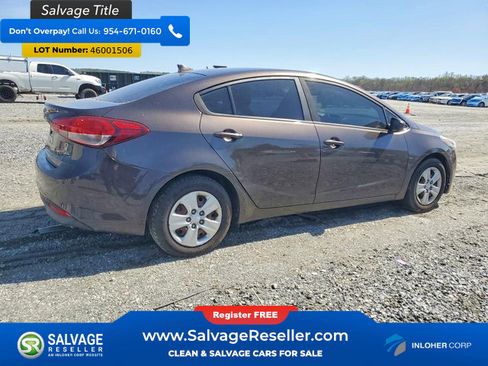 Used 2017 Kia Forte LX image 4