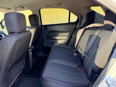 Used 2017 Chevrolet Equinox LT w/ Convenience Package image 24