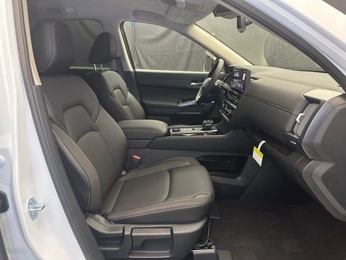 New 2026 Nissan Pathfinder SL AWD/4WD image 14