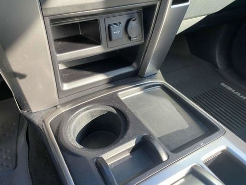 Used 2021 Toyota 4Runner SR5 Premium image 30