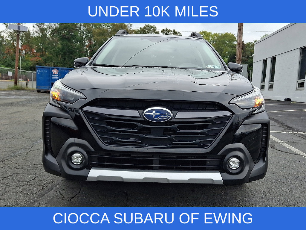 Used 2025 Subaru Outback Limited AWD/4WD image 5