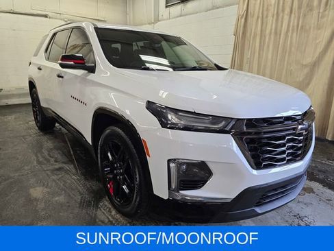 Used 2023 Chevrolet Traverse Premier w/ Redline Edition AWD/4WD image 4