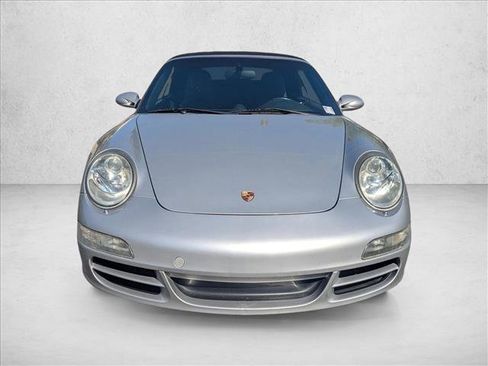 Used 2005 Porsche 911 Carrera image 2