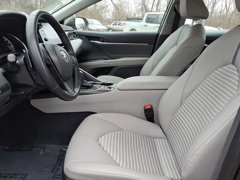 Certified 2023 Toyota Camry SE image 16