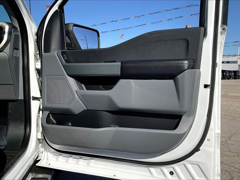 Used 2023 Ford F150 XLT w/ XTR Package AWD/4WD image 19