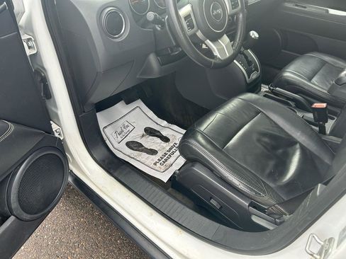 Used 2017 Jeep Compass High Altitude image 10