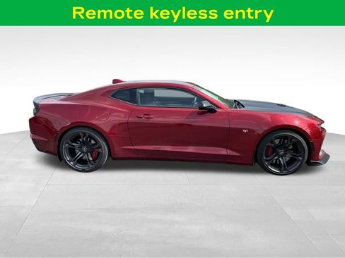 Used 2021 Chevrolet Camaro SS RWD image 6