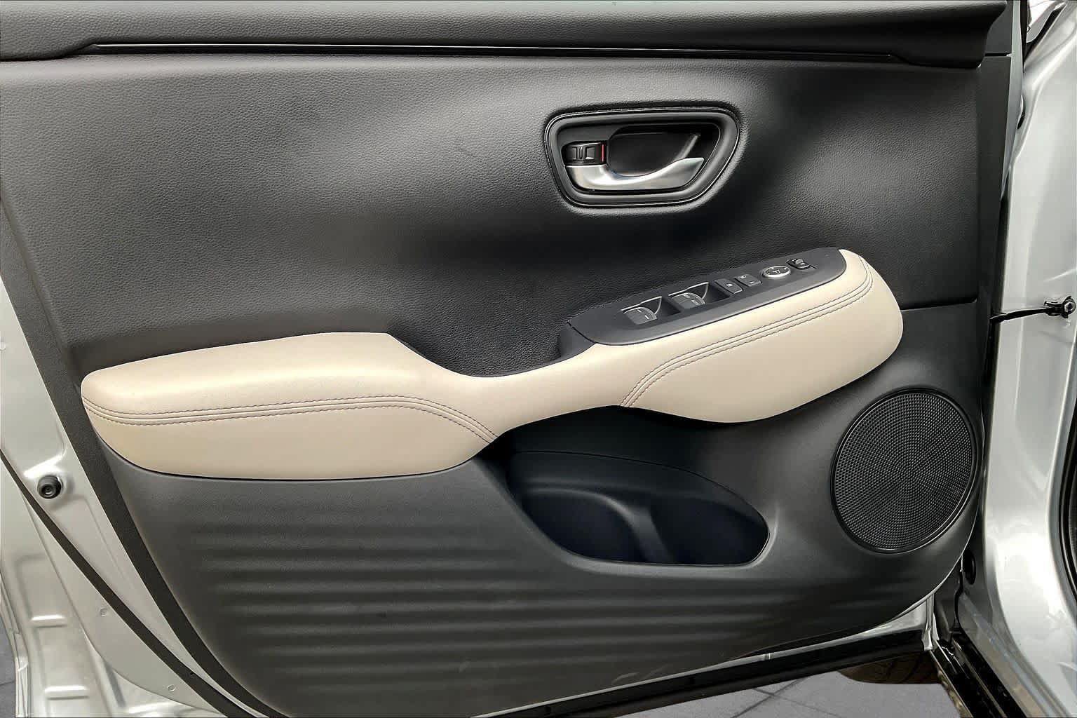 New 2027 Honda HR-V EX-L image 10