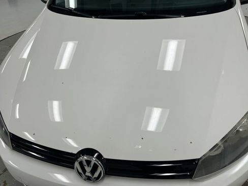 Used 2011 Volkswagen Golf 4-Door FWD image 27