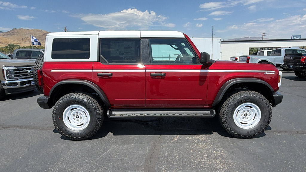 New 2026 Ford Bronco Heritage Edition AWD/4WD image 2