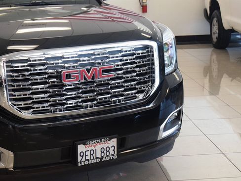 Used 2018 GMC Yukon XL SLT AWD/4WD image 56
