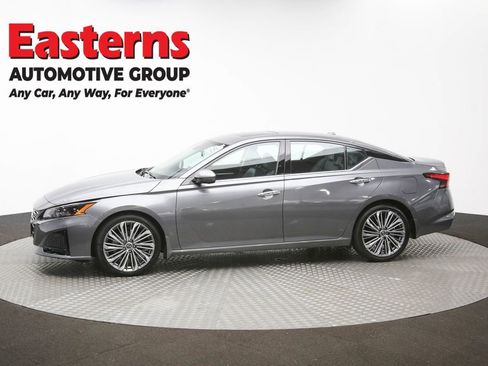 Used 2025 Nissan Altima 2.5 SL image 59