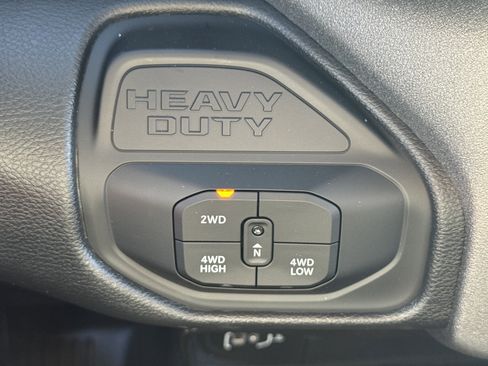 New 2026 RAM 2500 Tradesman w/ Chrome Appearance Group AWD/4WD image 20