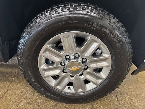 New 2026 Chevrolet Silverado 2500 High Country w/ Technology Package AWD/4WD image 9