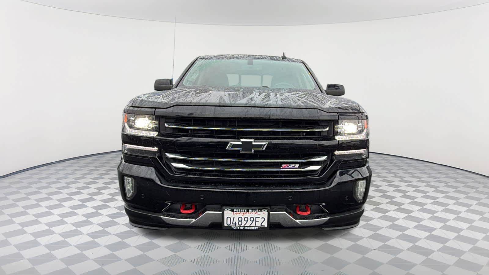 Used 2017 Chevrolet Silverado 1500 LTZ Z71 w/ Redline Edition AWD/4WD image 2