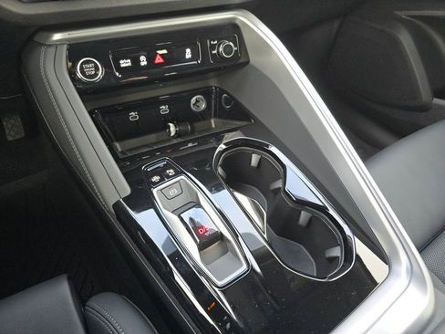 New 2025 Audi Q5 Premium Plus image 31