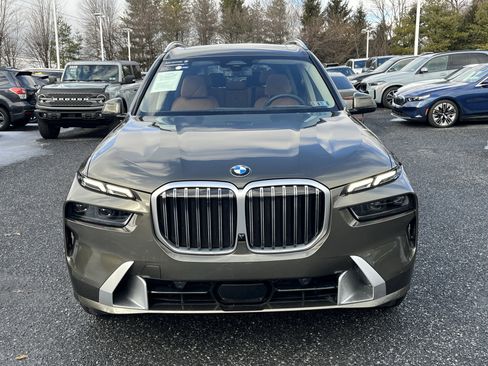 Certified 2025 BMW X7 xDrive40i w/ Premium Package image 2