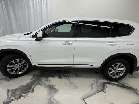 Used 2019 Hyundai Santa Fe SEL FWD image 5