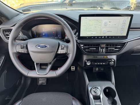 Certified 2024 Ford Escape ST-Line w/ Tech Pack #1 FWD image 4