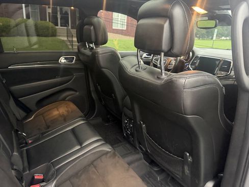 Used 2019 Jeep Grand Cherokee SRT AWD/4WD image 24