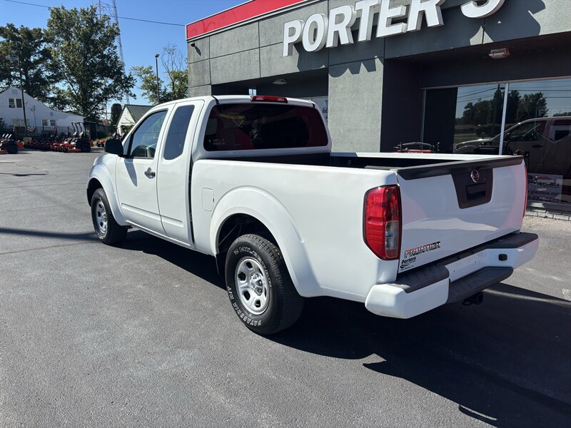 Used 2019 Nissan Frontier S RWD image 6