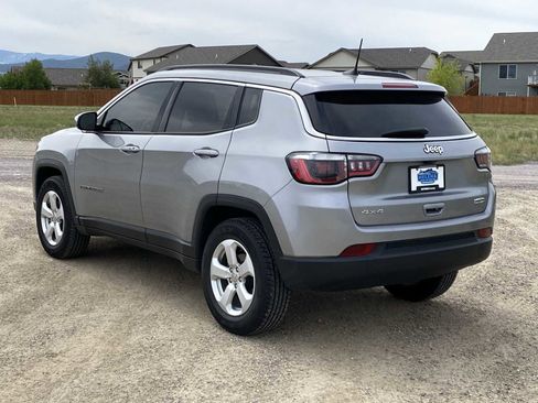 Used 2019 Jeep Compass Latitude AWD/4WD image 12