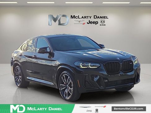 Used 2022 BMW X4 M40i image 1