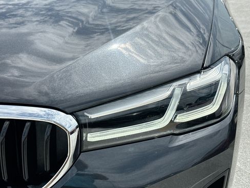 Used 2022 BMW 530i w/ M Sport Package RWD image 31