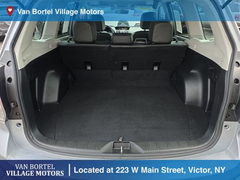 Used 2018 Subaru Forester 2.5i Premium AWD/4WD image 25