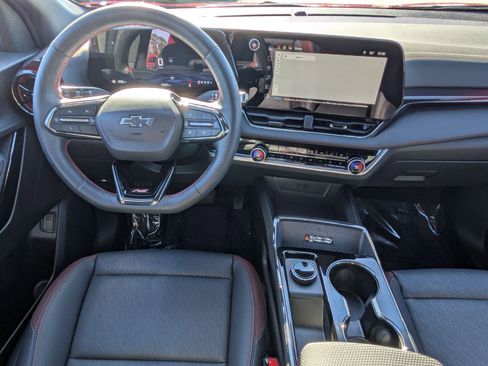 Used 2025 Chevrolet Equinox RS w/ Convenience Package III image 27