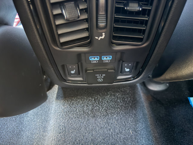 Used 2024 Dodge Durango SRT AWD/4WD image 28