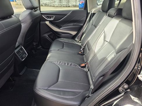 Used 2022 Subaru Forester Limited image 13