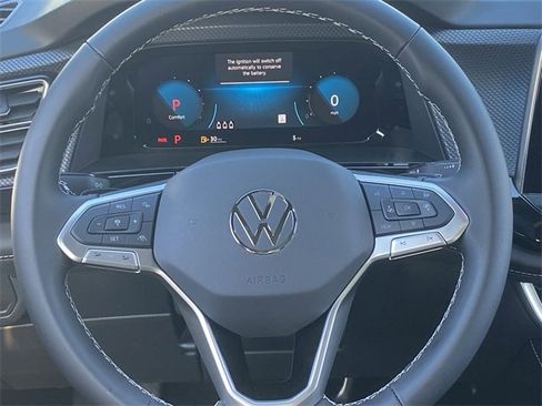 New 2025 Volkswagen Atlas Cross Sport SEL image 10