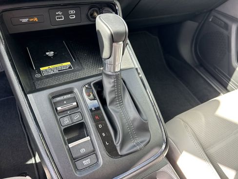 Used 2025 Honda CR-V EX-L image 26