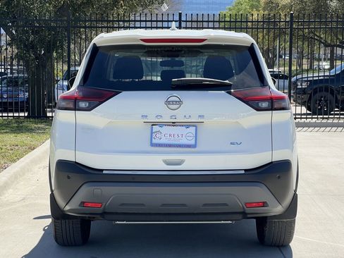 Certified 2023 Nissan Rogue SV image 5