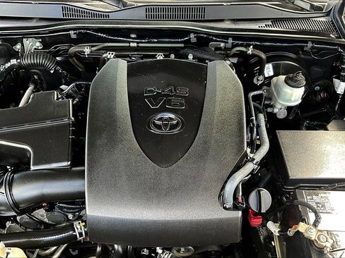 Used 2019 Toyota Tacoma SR5 image 31