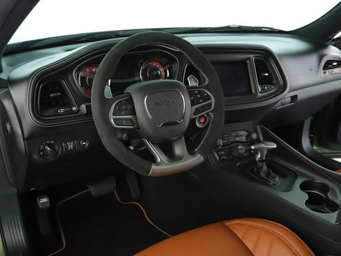 Used 2023 Dodge Challenger SRT Hellcat image 2