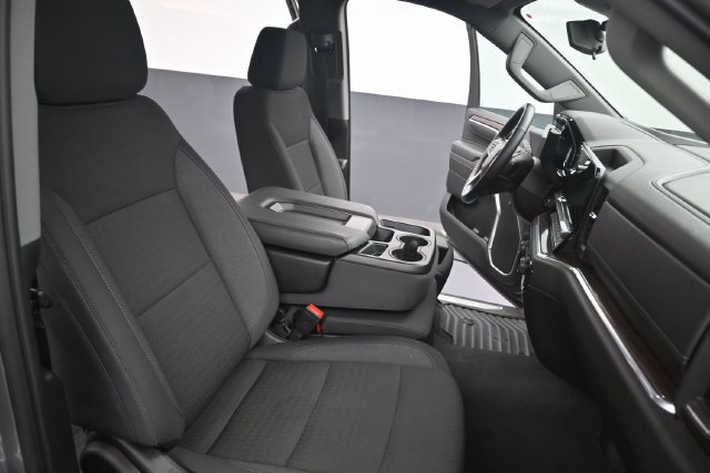 Used 2026 Chevrolet Silverado 1500 RST RWD image 16
