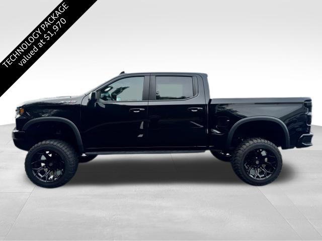 Used 2024 Chevrolet Silverado 1500 ZR2 w/ Technology Package AWD/4WD image 4