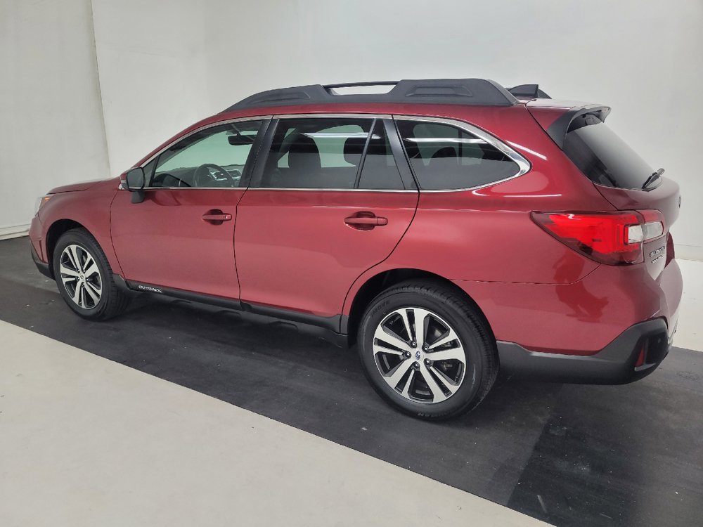 Used 2018 Subaru Outback 2.5i Limited AWD/4WD image 3